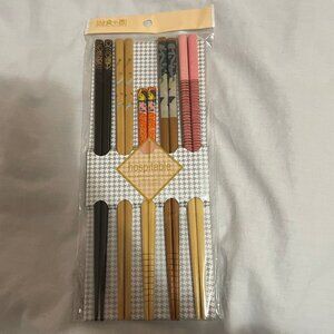 NIP Set of 5 Chopsticks - 4 Adult & 1 Childrens Pokemon Pikachu, Mew & Lucario 9